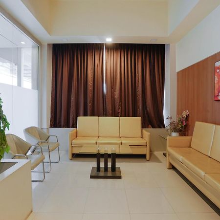 Hotel Vista Premium Tark A Family Hotel Near Igi Airport Delhi New Delhi Exterior photo